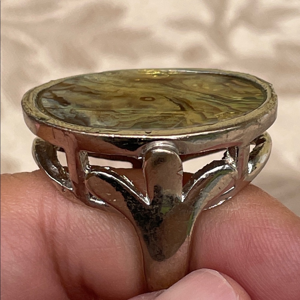 Silver-Tone Ring with Brown Mother of pearl Oval Stone - Picture 6 of 8